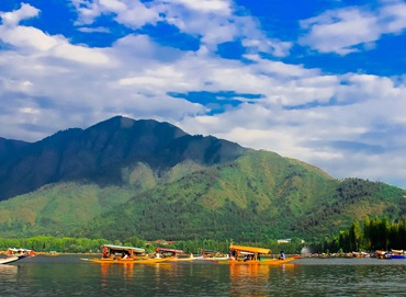 Mesmerizing Kashmir Tour